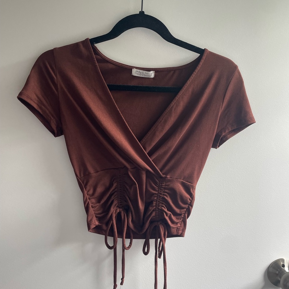Brown Ruched Crop Blouse with Short Sleeves